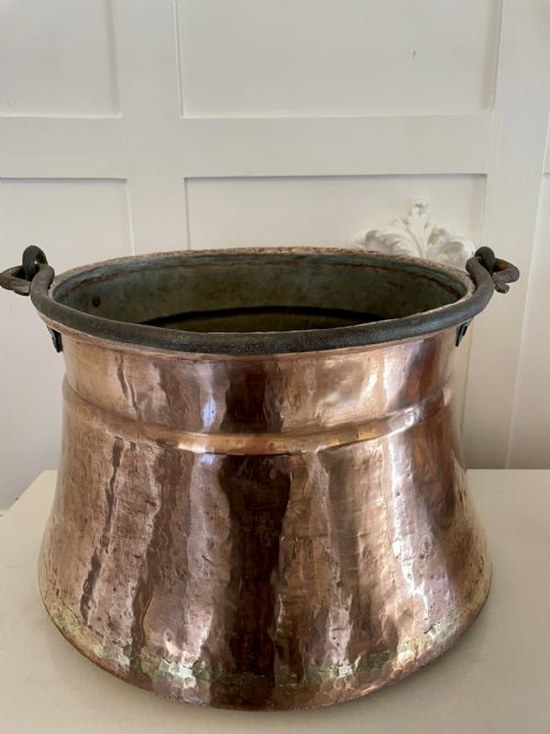Large Antique George III Quality Copper Shaped Pot