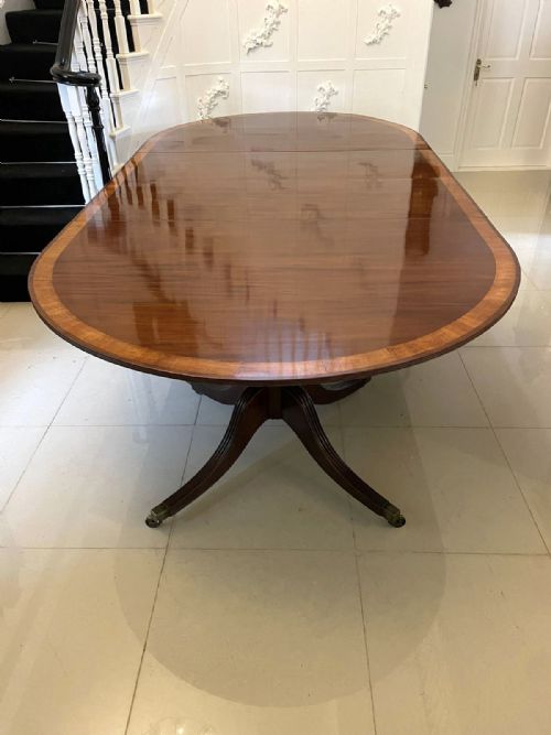 Antique 14 Seater George III Outstanding Quality Figured Mahogany Three Pilar Dining Table 76 X 157 X 312 Cm