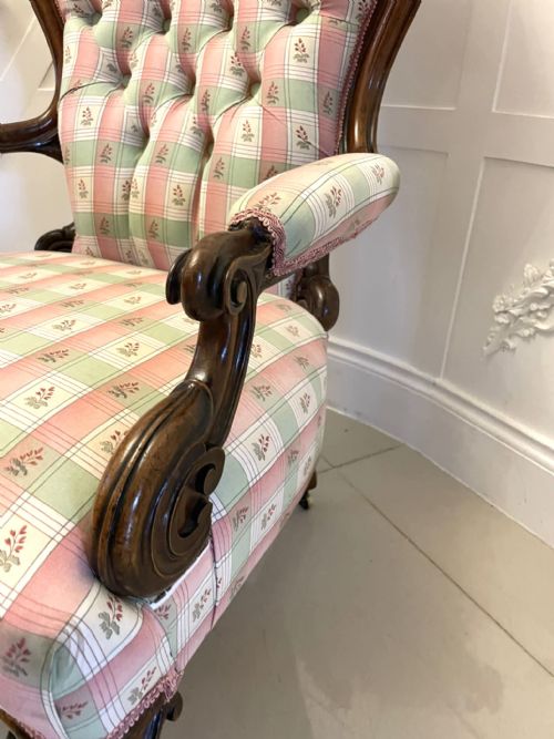 ANTIQUE VICTORIAN QUALITY CARVED WALNUT ARMCHAIR - ADDITIONAL PHOTO 4