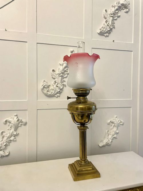 ANTIQUE VICTORIAN REEDED COLUMN BRASS OIL LAMP - ADDITIONAL PHOTO 2