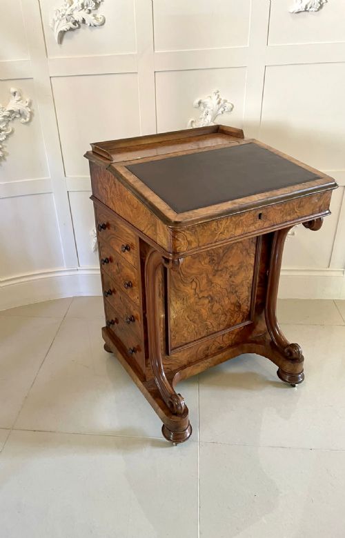 Outstanding Quality Antique Victorian Burr Walnut Davenport