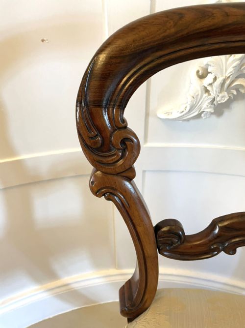 FINE QUALITY SET OF 4 ANTIQUE VICTORIAN CARVED ROSEWOOD DINING CHAIRS - ADDITIONAL PHOTO 5