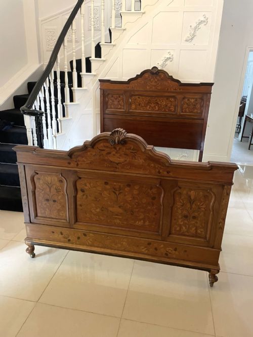 Outstanding Quality King Size Antique Victorian Figured Walnut Floral Marquetry Inlaid Bed