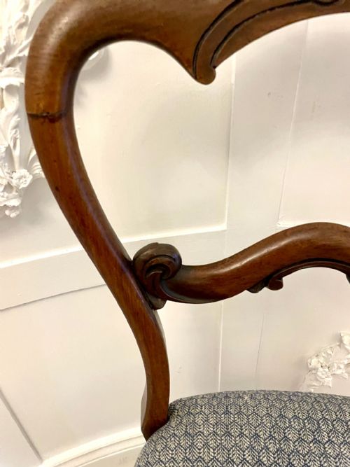 SET OF 4 ANTIQUE VICTORIAN QUALITY ROSEWOOD DINING CHAIRS - ADDITIONAL PHOTO 2