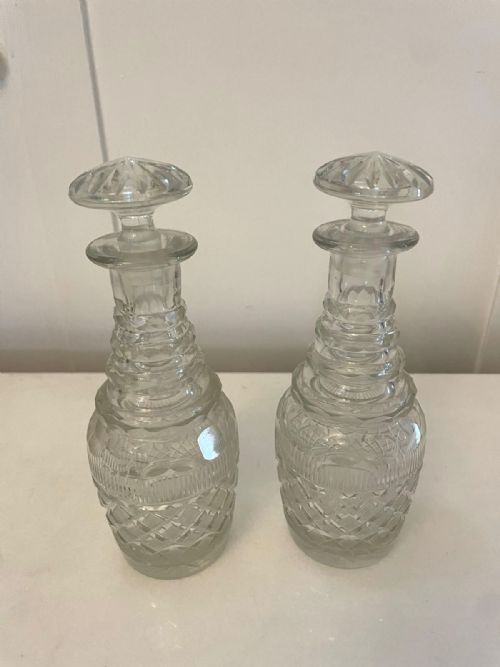 SMALL PAIR OF ANTIQUE GEORGE III QUALITY CUT GLASS DECANTERS - ADDITIONAL PHOTO 5