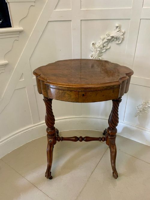 ANTIQUE VICTORIAN BURR WALNUT WORK LAMP TABLE