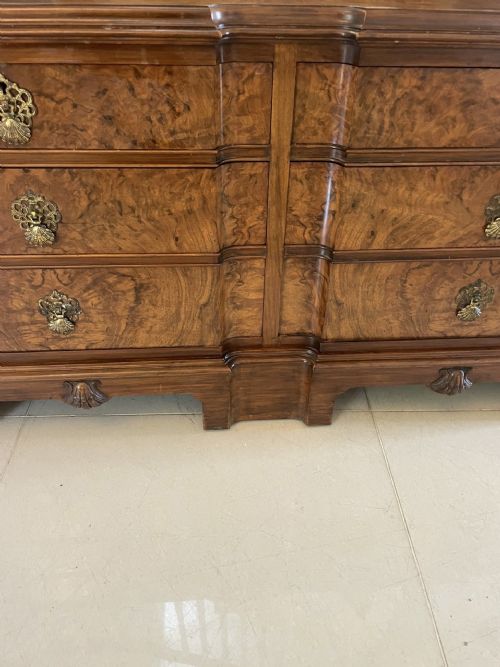 OUTSTANDING QUALITY ANTIQUE BURR WALNUT DRESSING TABLE - ADDITIONAL PHOTO 9
