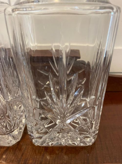 PAIR OF ANTIQUE EDWARDIAN QUALITY CUT GLASS DECANTERS - ADDITIONAL PHOTO 2