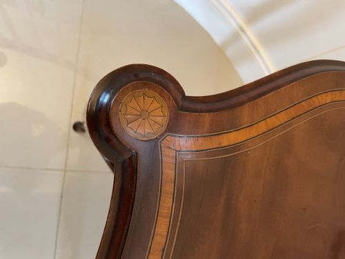 SUPERB QUALITY ANTIQUE VICTORIAN MAHOGANY INLAID SHAPED CENTRE TABLE - ADDITIONAL PHOTO 7