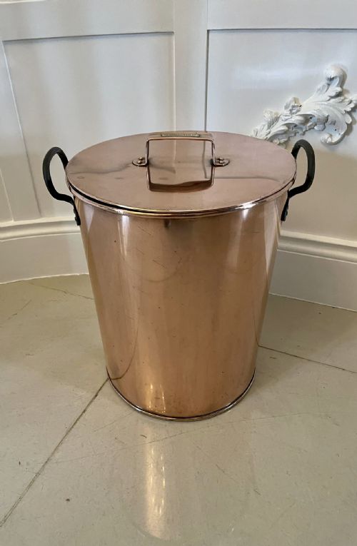 LARGE ANTIQUE COPPER LIDDED POT BY HAYWARD TOWELL OF PETERBOROUGH AND BOSTON
