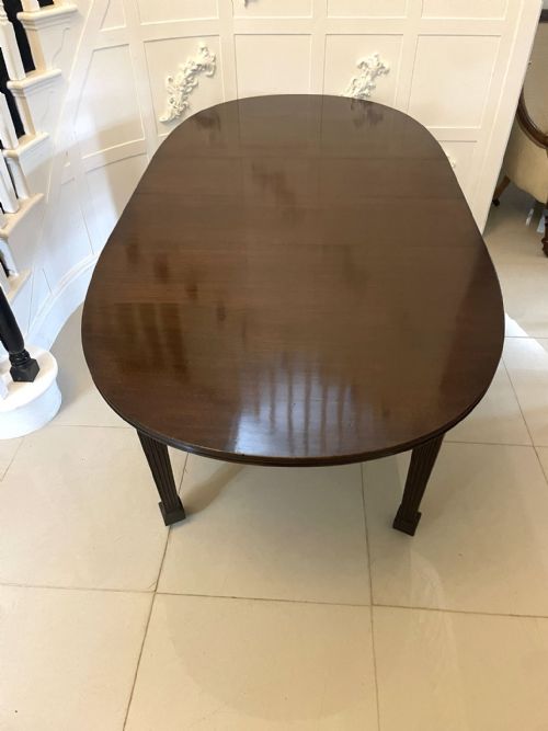 Superb Quality Antique Edwardian Mahogany Extending Dining Table by Maple & Co.