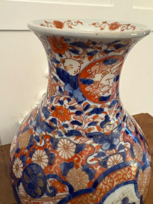 fig 1. Superb Quality Pair of Antique 19th Century Japanese Imari Vases