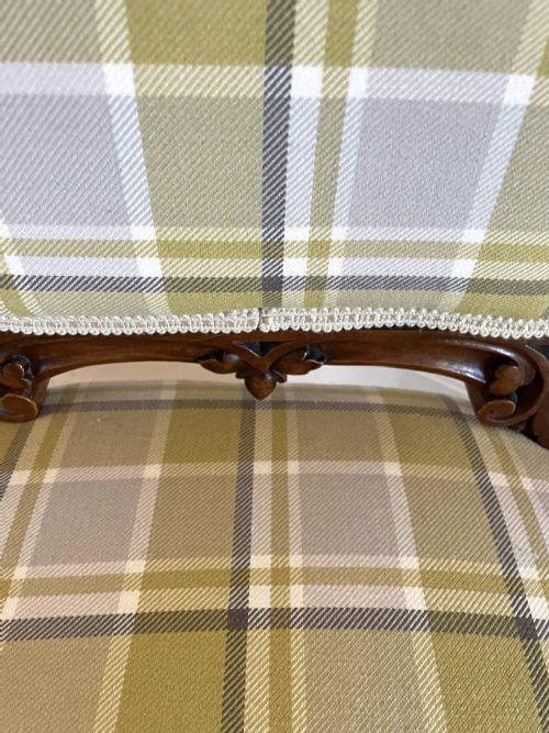 FINE ANTIQUE VICTORIAN CARVED WALNUT LADIES CHAIR - ADDITIONAL PHOTO 2
