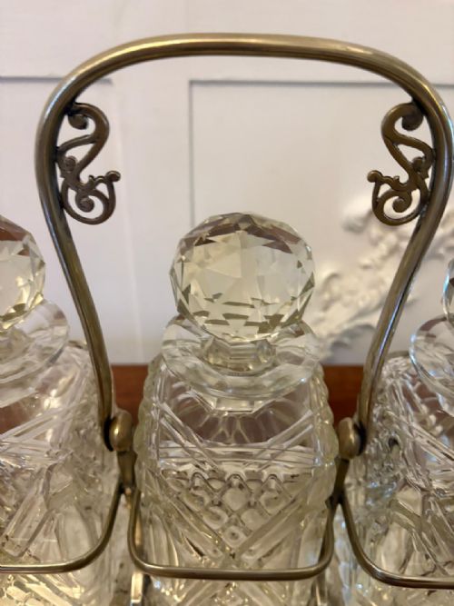 ANTIQUE VICTORIAN QUALITY SILVER PLATED TANTALUS - ADDITIONAL PHOTO 2