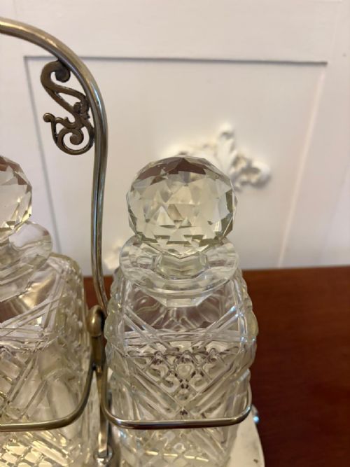 ANTIQUE VICTORIAN QUALITY SILVER PLATED TANTALUS - ADDITIONAL PHOTO 3