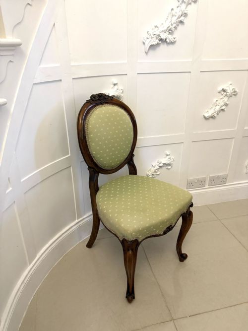 PAIR OF ANTIQUE VICTORIAN QUALITY CARVED WALNUT SIDE CHAIRS - ADDITIONAL PHOTO 2