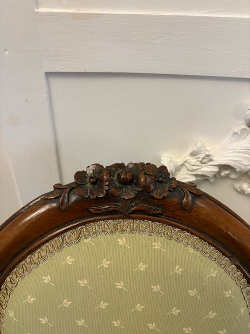 PAIR OF ANTIQUE VICTORIAN QUALITY CARVED WALNUT SIDE CHAIRS - ADDITIONAL PHOTO 3
