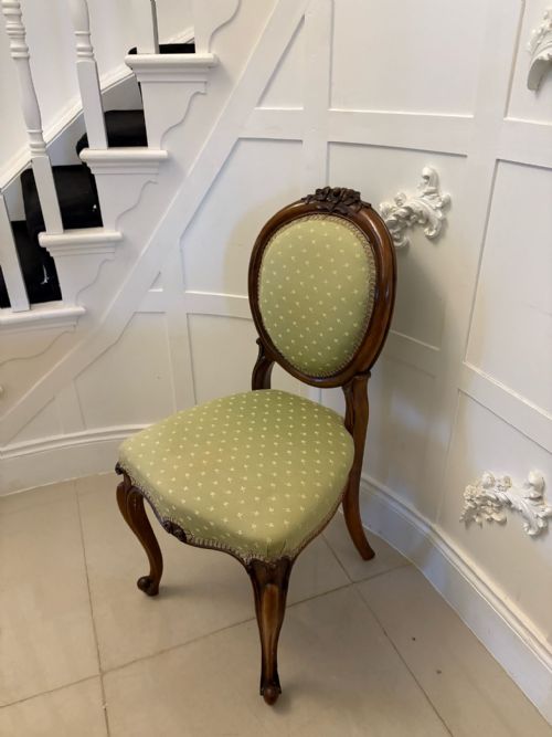 PAIR OF ANTIQUE VICTORIAN QUALITY CARVED WALNUT SIDE CHAIRS - ADDITIONAL PHOTO 4