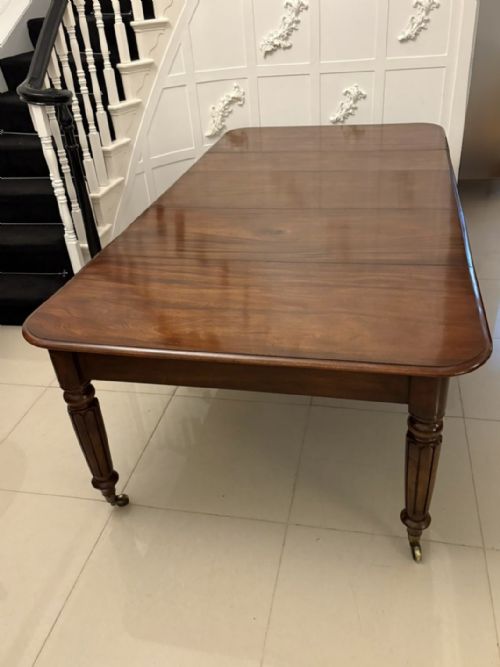 Outstanding Quality Antique Victorian 12 Seater Figured Mahogany Extending Dining Table