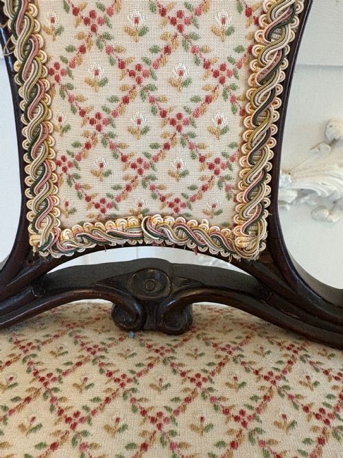OUTSTANDING QUALITY SET OF 4 ANTIQUE VICTORIAN CARVED ROSEWOOD DINING CHAIRS - ADDITIONAL PHOTO 6