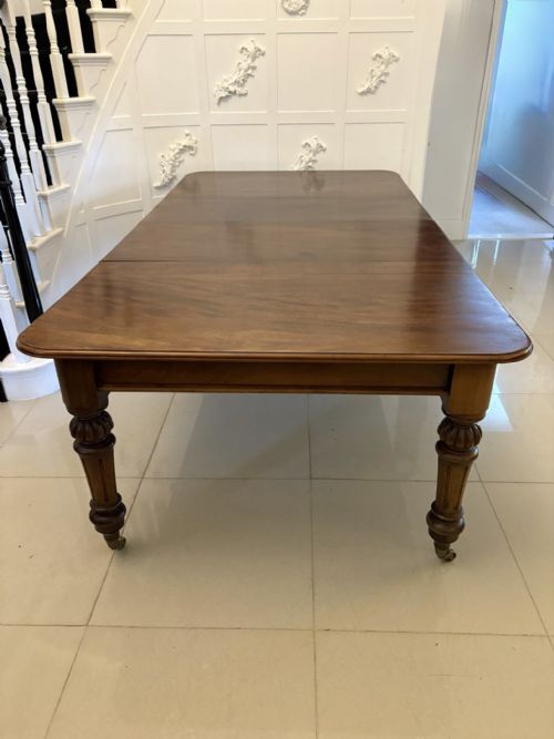 Antique Victorian Quality Figured Mahogany 10 Seater Extending Dining Table