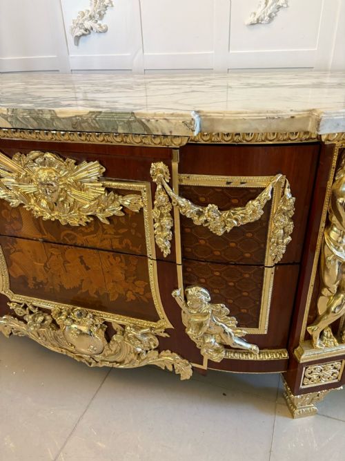 ANTIQUE RARE FINE PAIR OF FRENCH MARQUETRY AND GILT BRONZE MOUNTED COMMODES IN THE LOUIS XVI STYLE AFTER JEANHENRI RIESENER - ADDITIONAL PHOTO 7