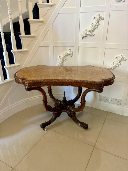 OUTSTANDING QUALITY ANTIQUE VICTORIAN CARVED BURR WALNUT CENTRE TABLE