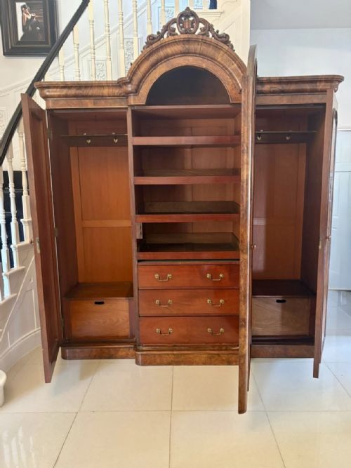OUTSTANDING QUALITY LARGE ANTIQUE VICTORIAN BURR WALNUT 3 DOOR WARDROBE - ADDITIONAL PHOTO 7