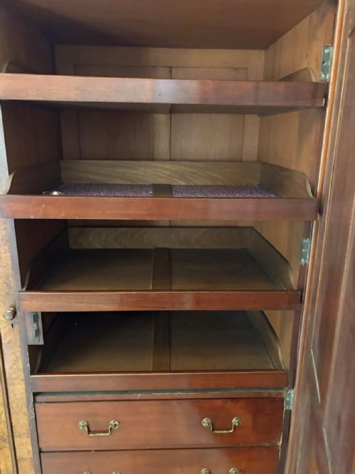 OUTSTANDING QUALITY LARGE ANTIQUE VICTORIAN BURR WALNUT 3 DOOR WARDROBE - ADDITIONAL PHOTO 10