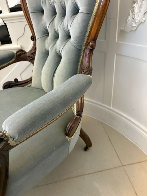 OUTSTANDING QUALITY PAIR OF ANTIQUE VICTORIAN CARVED WALNUT LADIES AND GENTLEMENS CHAIRS - ADDITIONAL PHOTO 10