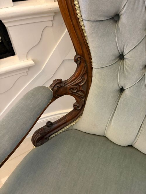 OUTSTANDING QUALITY PAIR OF ANTIQUE VICTORIAN CARVED WALNUT LADIES AND GENTLEMENS CHAIRS - ADDITIONAL PHOTO 13