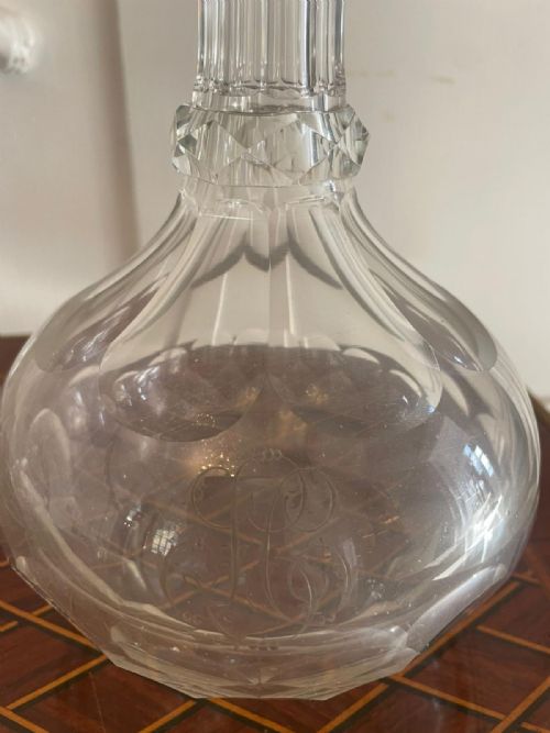 PAIR OF ANTIQUE VICTORIAN QUALITY CUT GLASS DECANTERS - ADDITIONAL PHOTO 2