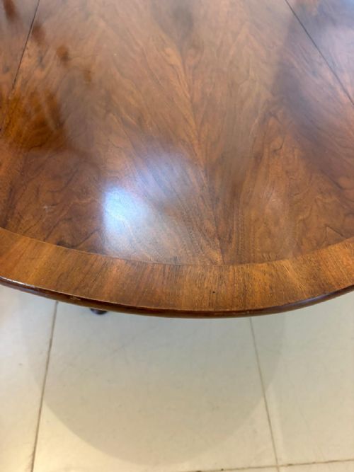 LARGE ANTIQUE QUALITY FIGURED WALNUT 10 SEATER WAKE DINING TABLE - ADDITIONAL PHOTO 6