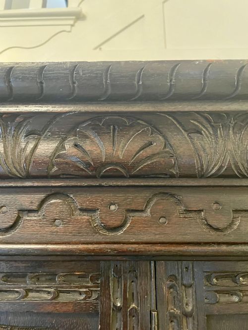 LARGE ANTIQUE VICTORIAN CARVED OAK SIDE CABINET - ADDITIONAL PHOTO 9