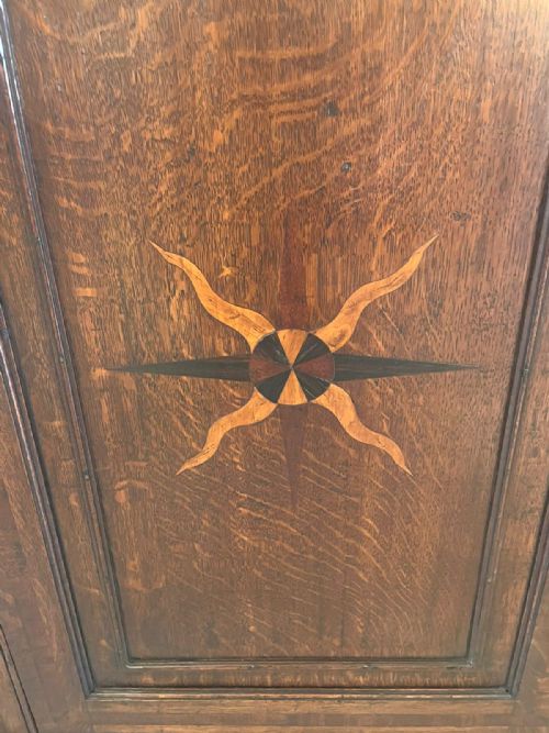 OUTSTANDING ANTIQUE GEORGE III QUALITY OAK INLAID HANGING CORNER CABINET - ADDITIONAL PHOTO 3