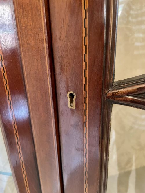 FINE QUALITY ANTIQUE EDWARDIAN INLAID MAHOGANY SHAPED DISPLAY CABINET - ADDITIONAL PHOTO 6