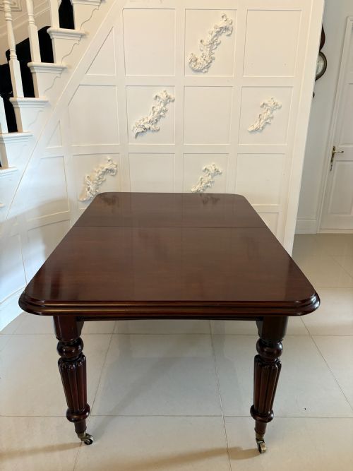fig 1. Superb Quality 8 Seater Antique Victorian Figured Mahogany Extending Dining Table