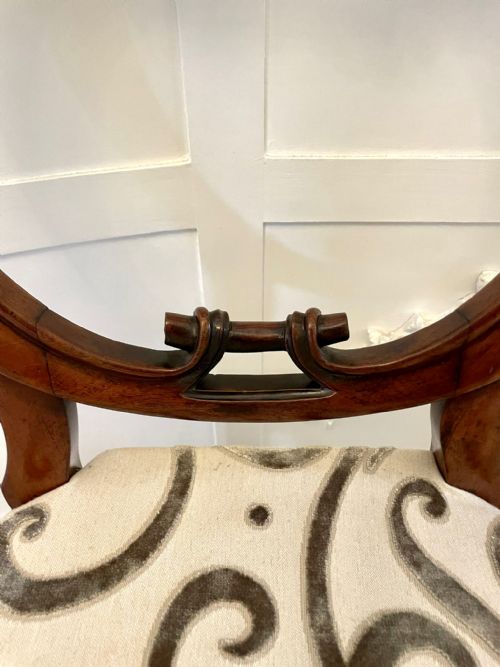 OUTSTANDING SET OF 6 VICTORIAN ANTIQUE MAHOGANY BALLOON BACK DINING CHAIRS - ADDITIONAL PHOTO 6