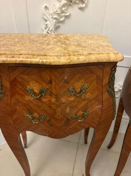 ANTIQUE QUALITY PAIR OF FRENCH LOUIS XV STYLE MARQUETRY BEDSIDE CABINETS - ADDITIONAL PHOTO 10
