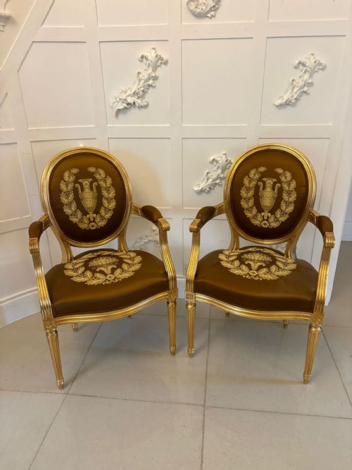 LARGE RARE SUITE OF 42 MATCHING LOUIS XVI STYLE GILTWOOD DINING CHAIRS WITH SILK DAMASK UPHOLSTERY - ADDITIONAL PHOTO 7