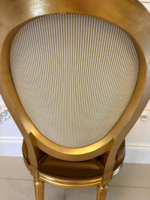 LARGE RARE SUITE OF 42 MATCHING LOUIS XVI STYLE GILTWOOD DINING CHAIRS WITH SILK DAMASK UPHOLSTERY - ADDITIONAL PHOTO 18