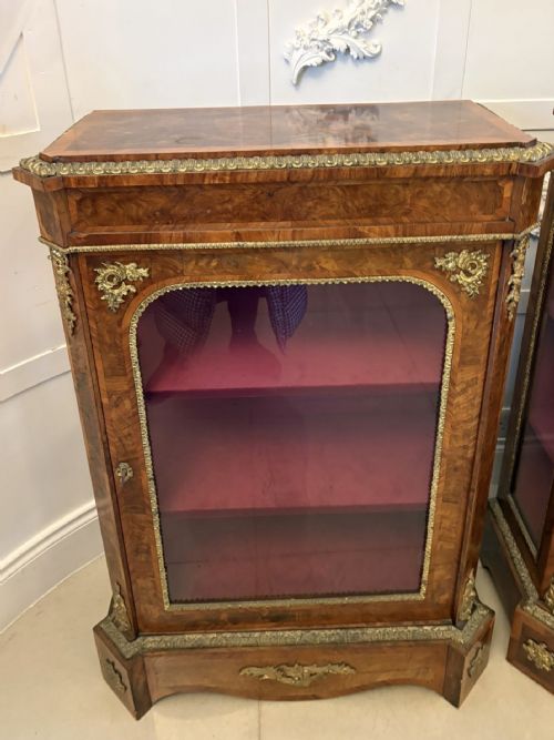 ANTIQUE EXCEPTIONAL PAIR OF VICTORIAN BURR WALNUT PIER CABINETS WITH ORMOLU MOUNTS - ADDITIONAL PHOTO 11