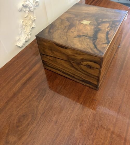 ANTIQUE VICTORIAN FIGURED WALNUT WRITING SLOPE LAP DESK WITH FITTED INTERIOR - ADDITIONAL PHOTO 5