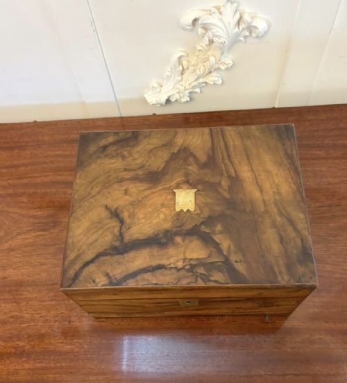 ANTIQUE VICTORIAN FIGURED WALNUT WRITING SLOPE LAP DESK WITH FITTED INTERIOR - ADDITIONAL PHOTO 8