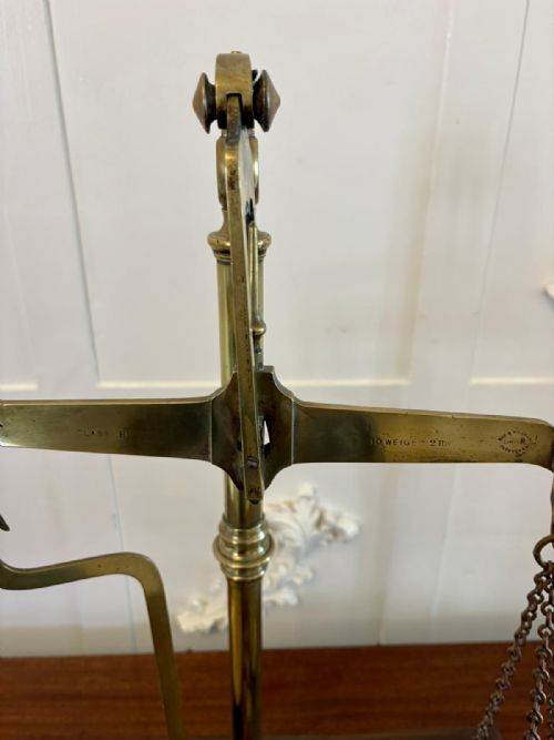 ANTIQUE VICTORIAN APOTHECARY BALANCE SCALES BRASS MAHOGANY DAY MILLWARD COMPLETE WITH WEIGHTS - ADDITIONAL PHOTO 8