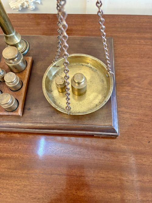 ANTIQUE VICTORIAN APOTHECARY BALANCE SCALES BRASS MAHOGANY DAY MILLWARD COMPLETE WITH WEIGHTS - ADDITIONAL PHOTO 9