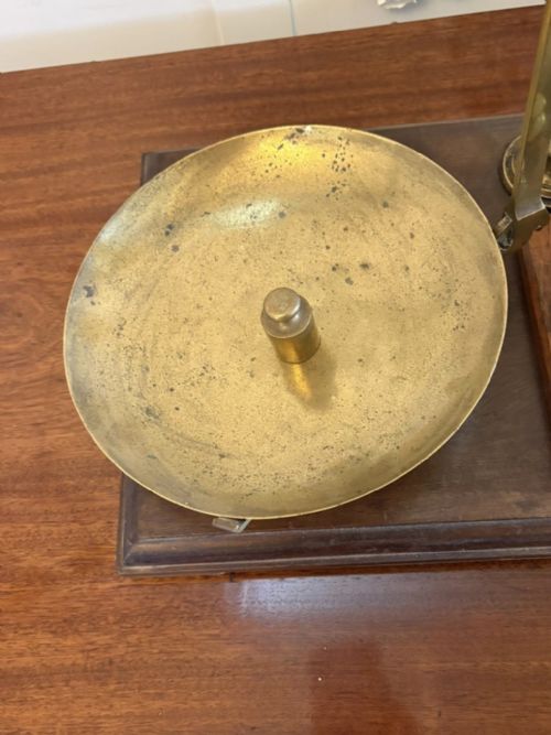 ANTIQUE VICTORIAN APOTHECARY BALANCE SCALES BRASS MAHOGANY DAY MILLWARD COMPLETE WITH WEIGHTS - ADDITIONAL PHOTO 10