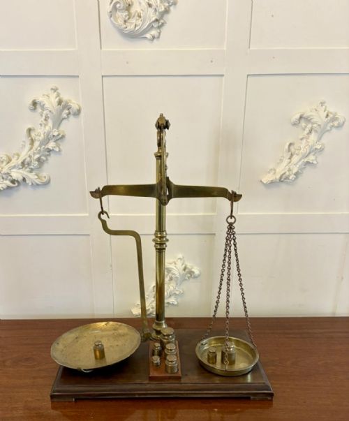 ANTIQUE VICTORIAN APOTHECARY BALANCE SCALES BRASS MAHOGANY DAY MILLWARD COMPLETE WITH WEIGHTS - ADDITIONAL PHOTO 13