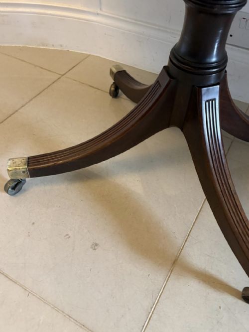 ANTIQUE GEORGIAN MAHOGANY TRIPLE PILLAR DINING TABLE 1214 SEATER EXTENDING WITH TWO LEAVES - ADDITIONAL PHOTO 18