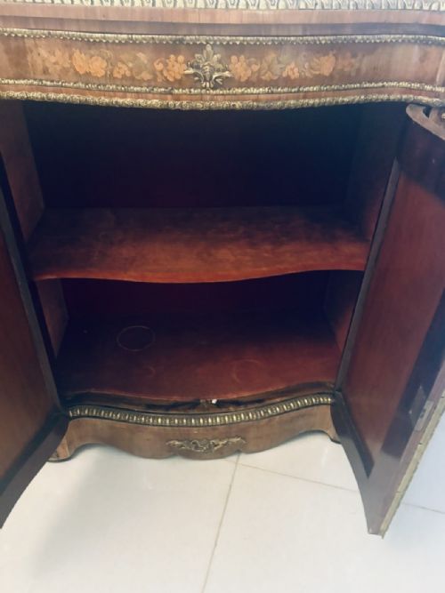 ANTIQUE EXCEPTIONAL 4 DOOR SERPENTINE MARQUETRY CREDENZA EXHIBITION QUALITY - ADDITIONAL PHOTO 4
